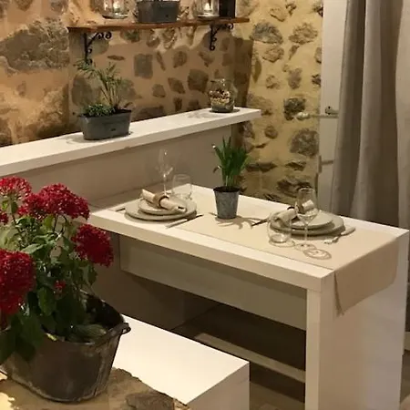Chez Marinou לינה וארוחת בוקר
