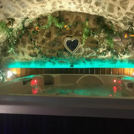 Chez Marinou לינה וארוחת בוקר 3*