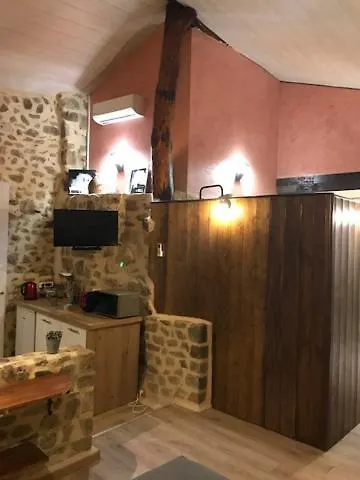 Chez Marinou Bed & Breakfast 3*